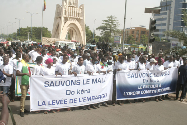 Initiative «Sauvons le Mali, Do kèra » : Plaidoyer pour la levée de l’embargo