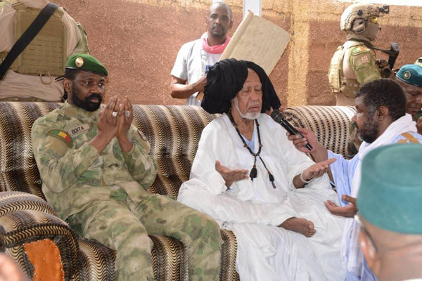 Le chef de l’État appelle à l’union sacrée autour du Mali
