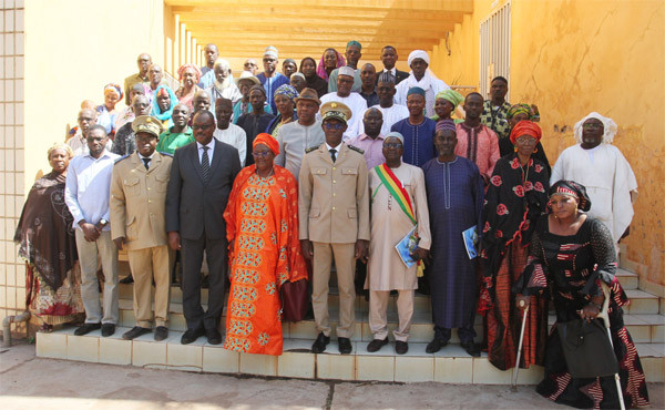 Cadre stratégique de la refondation de l’État : lancement des journées d’échanges et d’appropriation dans les régions et À Bamako