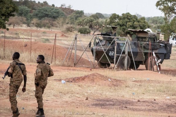 Burkina Faso : 53 soldats et supplétifs de l’Armée tués dans une attaque terroriste à Koumbri