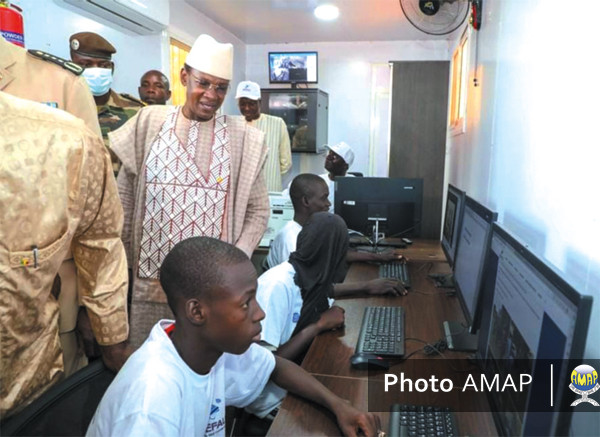 Mali, Konobougou : Le Premier ministre inaugure un centre d’accès universel
