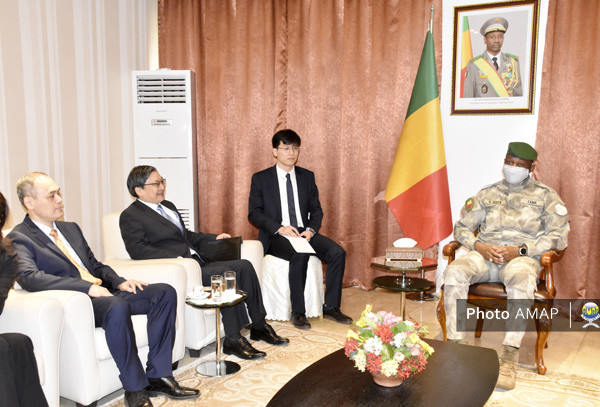 #Mali : Koulouba : le chef de l’État reçoit le représentant spécial du gouvernement chinois chargé des questions africaines