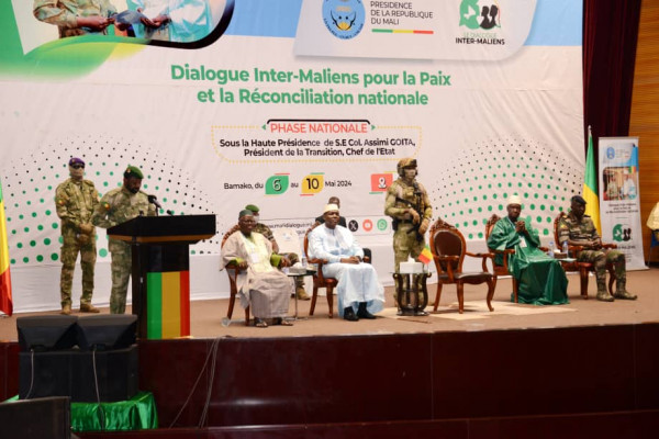 #Mali : Commission des questions politiques et institutionnelles : Requête de prolongation de la Transition à 5 ans