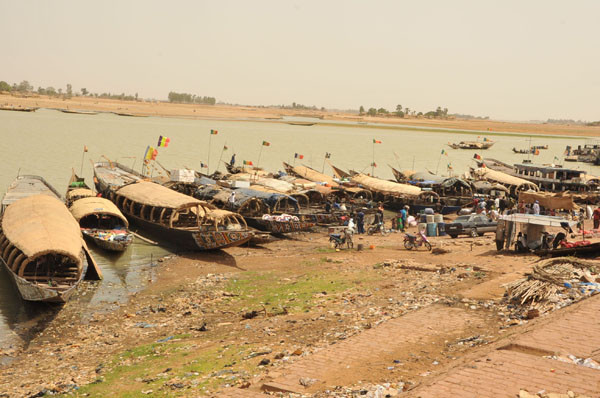 #Mali :Mopti-Niafunké : Laborieuse route en cette période de décrue