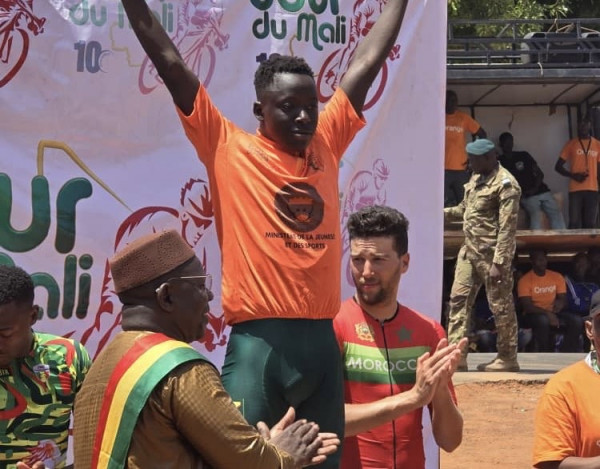 4è étape du Tour cycliste du Mali : Tiémoko Diallo sur la première marche du podium