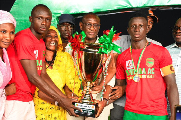 #Mali : Championnat national : Le Djoliba termine en apothéose