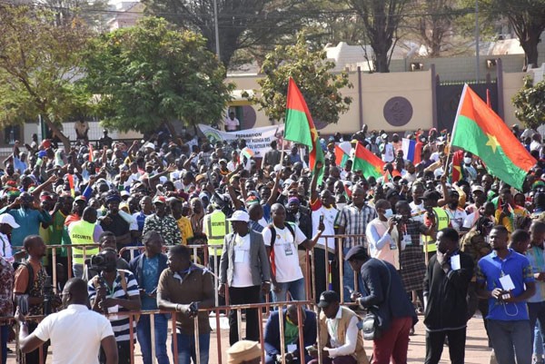 Spécial sortie de l’AES de la CEDEAO, Ouagadougou : La population prend d’assaut la Place de la révolution