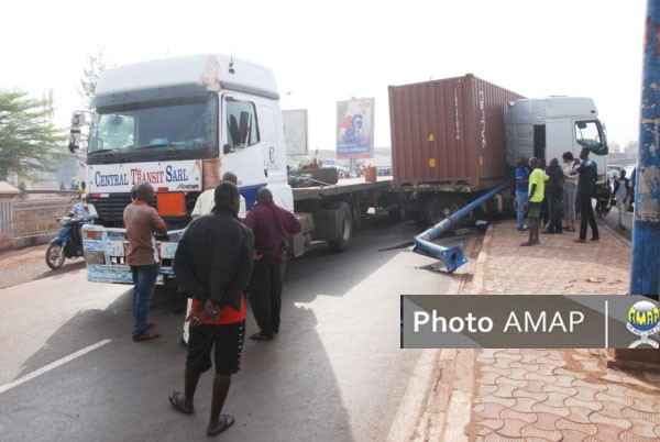 Gros porteurs hors normes : Des dangers ambulants sur nos routes