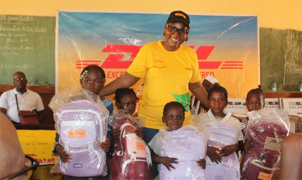 Volontariat : La société DHL-Mali fait des heureux à Tienfala