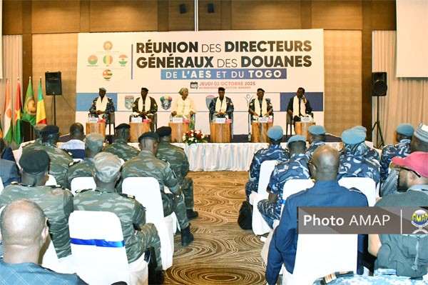 Réunion des Douanes de l’AES et du Togo : Cap sur  l’interconnexion et l’harmonisation des procédures