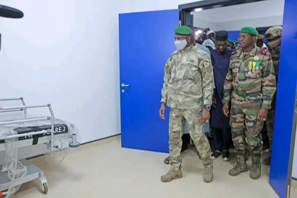 À l’heure du Mali : Face à la crise, un leadership gouvernemental avéré