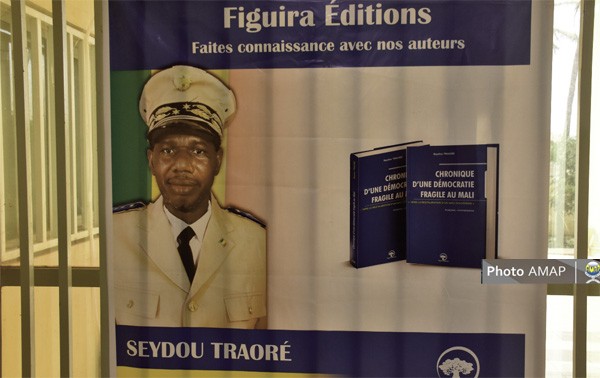 Le livre de Seydou Traoré : La démocratie passée à la loupe