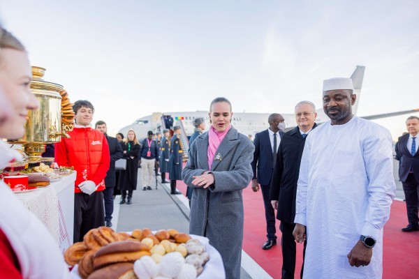 3è Sommet du forum de partenariat Russie-Afrique : Le Président Goïta accueilli à Moscou avec tous les honneurs